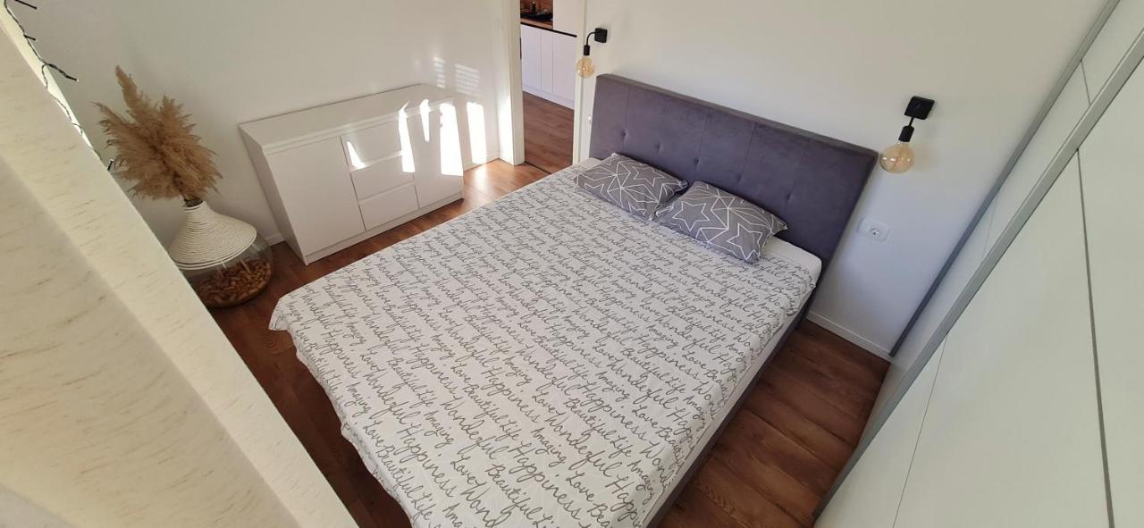 Apartman Noa Jusici Esterno foto
